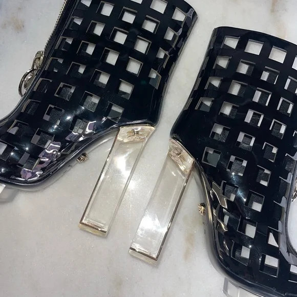 Versace Black Patent Leather Plexiglass PVC Platform Cutout Caged Boots Moody - Picture 9 of 17